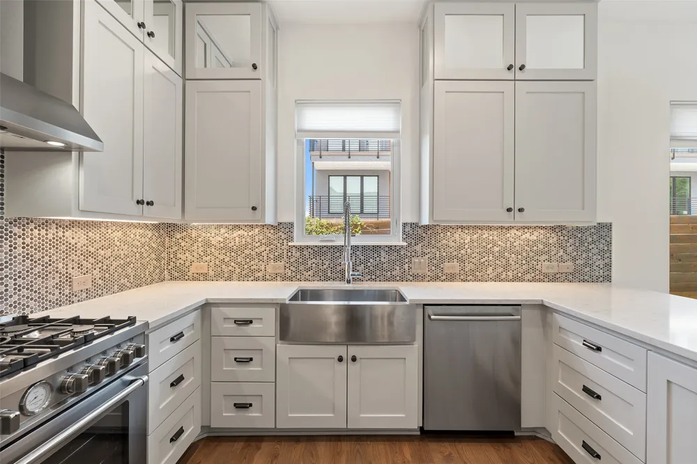 4020 Valley View Road #B Austin, TX 78704