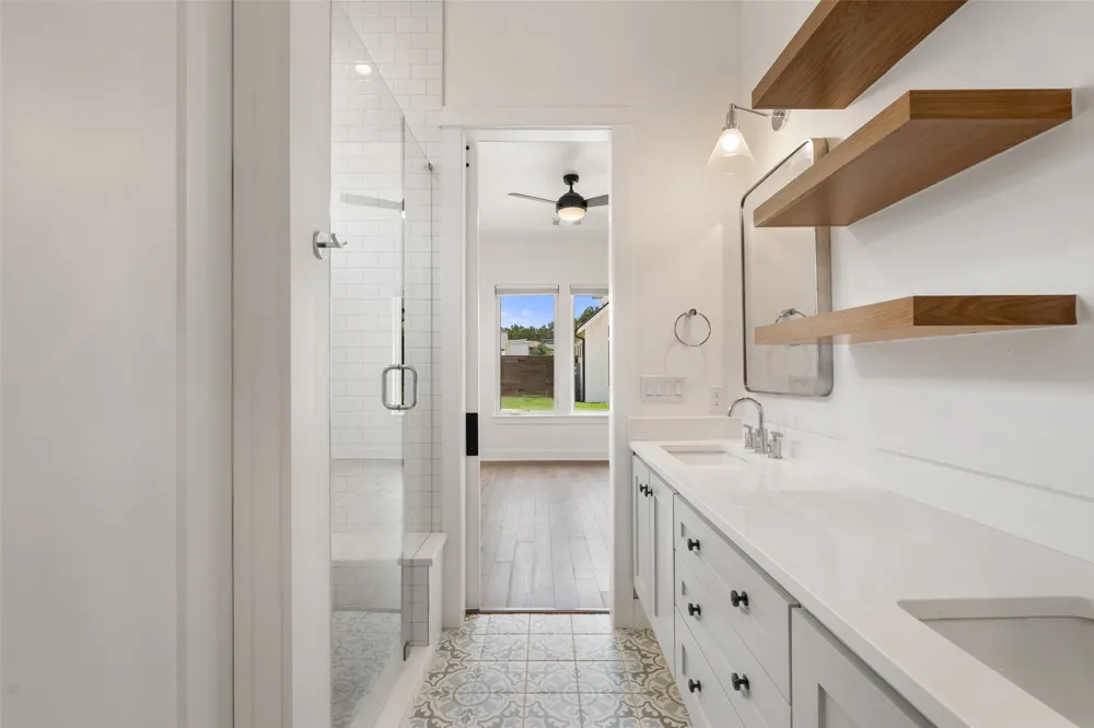 4020 Valley View Road #B Austin, TX 78704