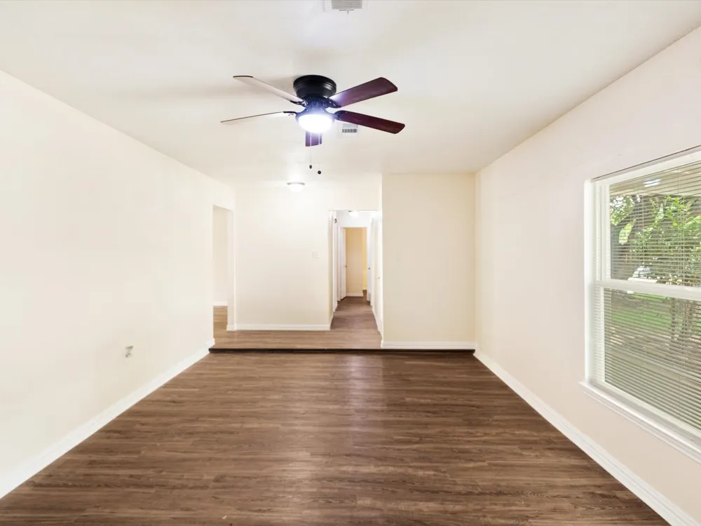 4901 Richardson Street Fort Worth, TX 76119