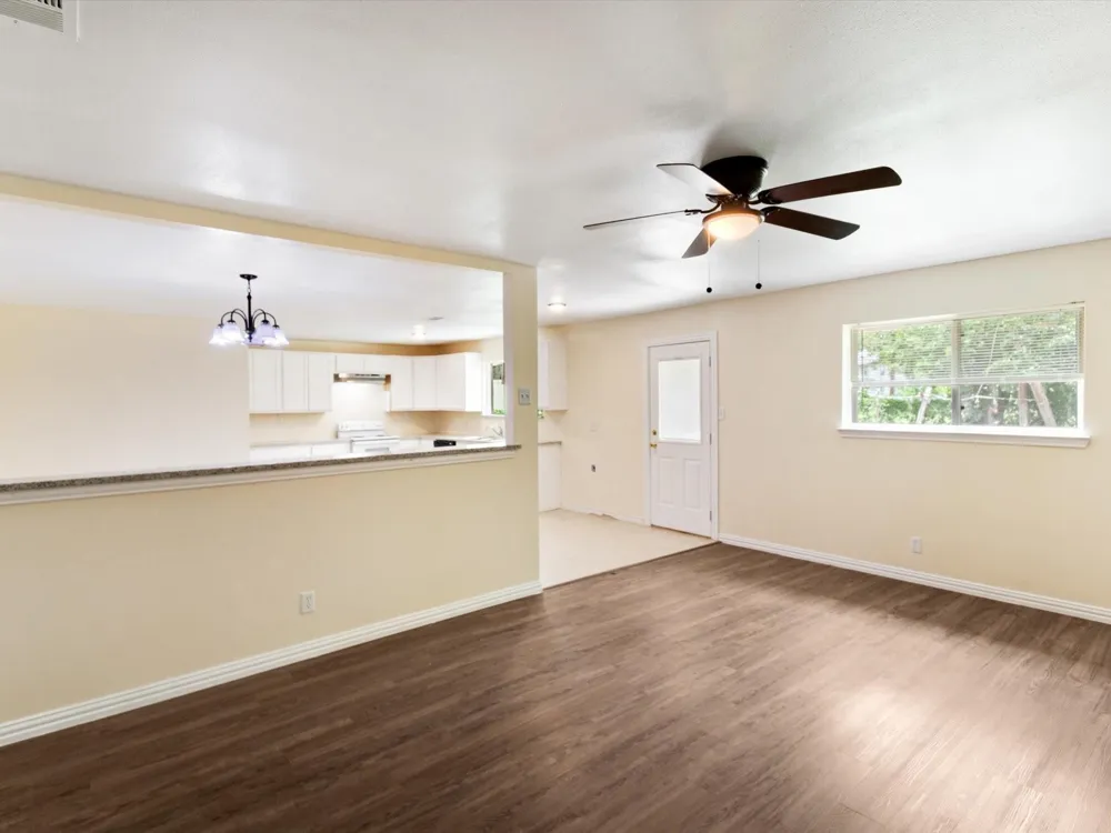 4901 Richardson Street Fort Worth, TX 76119