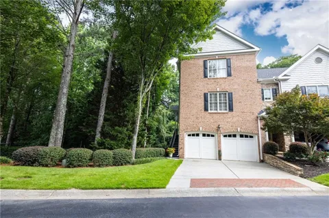 5492 Glenridge Drive #524
