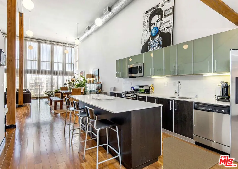 4215 Glencoe Avenue #428 Los Angeles, CA 90292