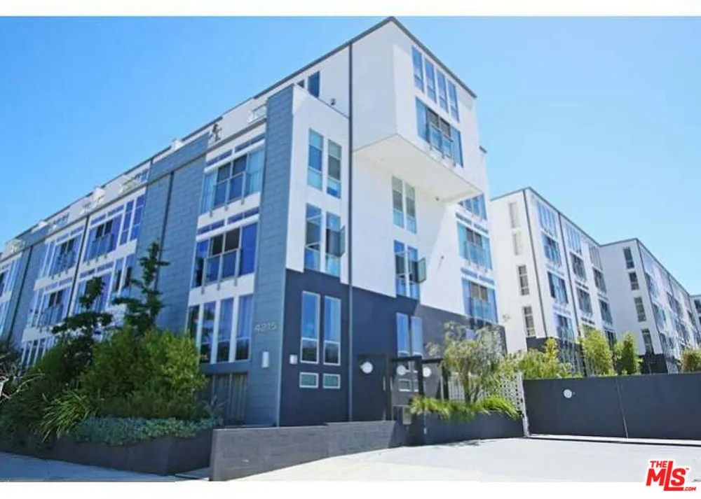 4215 Glencoe Avenue #428 Los Angeles, CA 90292