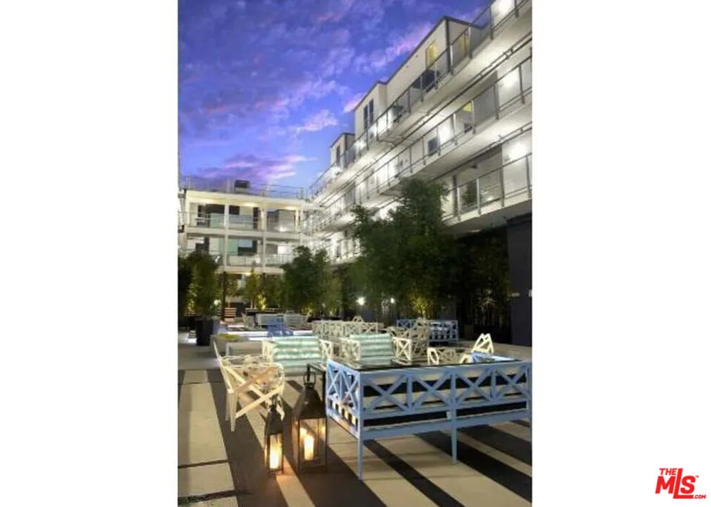 4215 Glencoe Avenue #428 Los Angeles, CA 90292