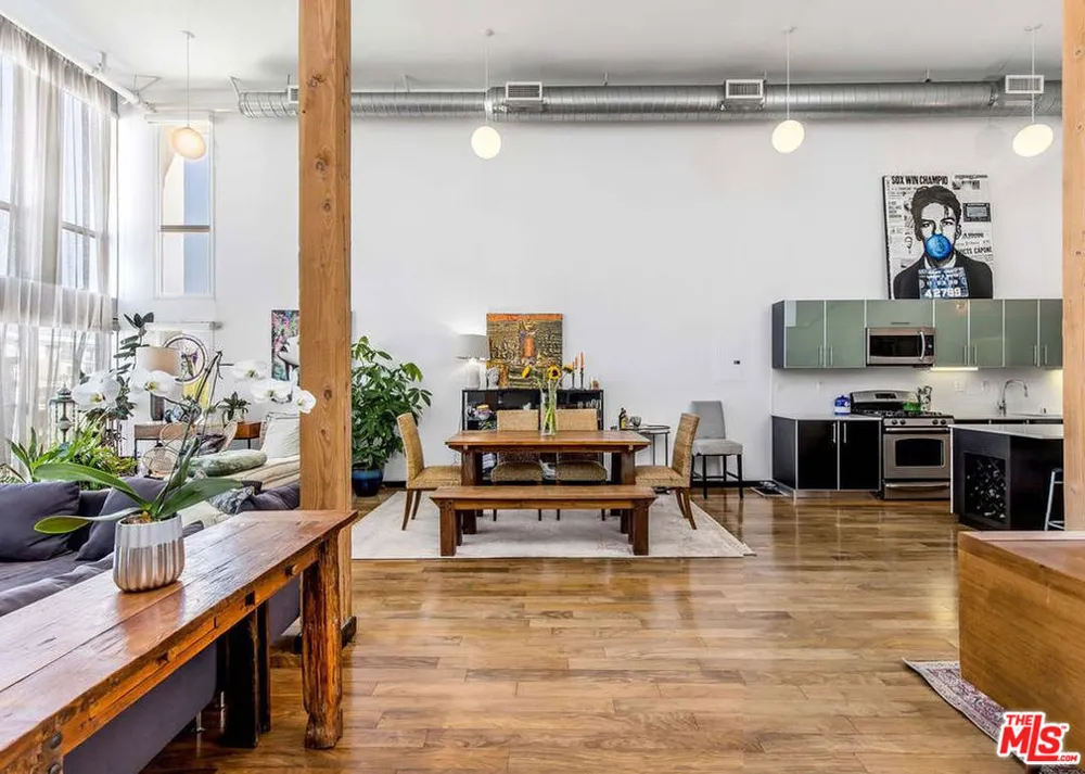 4215 Glencoe Avenue #428 Los Angeles, CA 90292
