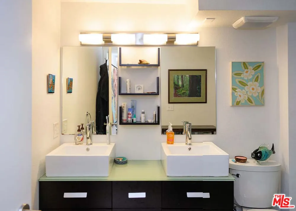 4215 Glencoe Avenue #428 Los Angeles, CA 90292