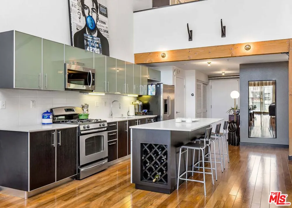 4215 Glencoe Avenue #428 Los Angeles, CA 90292