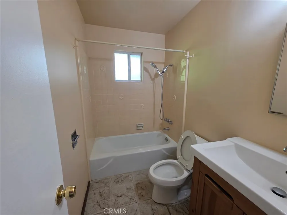 474 Delle Crestline, CA 92325