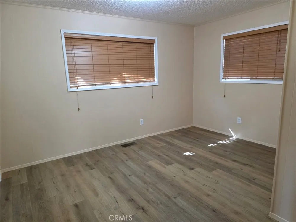 474 Delle Crestline, CA 92325