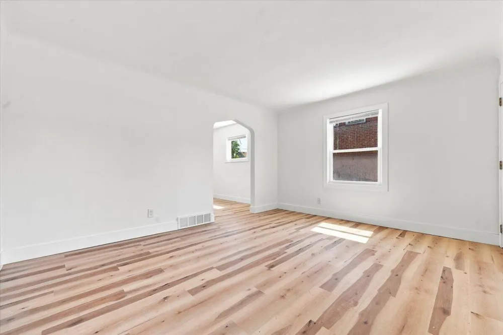 20024 Meyers Road Detroit, MI 48235