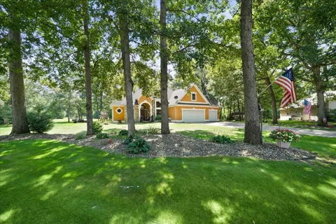 11349 Oak Court