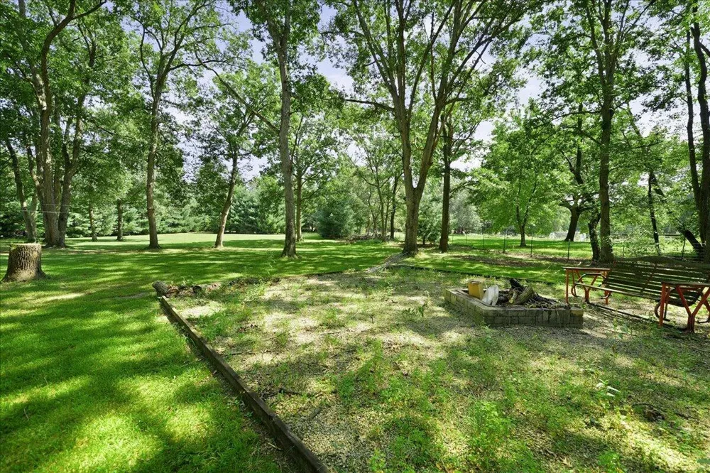 11349 Oak Court Wheatfield, IN 46392