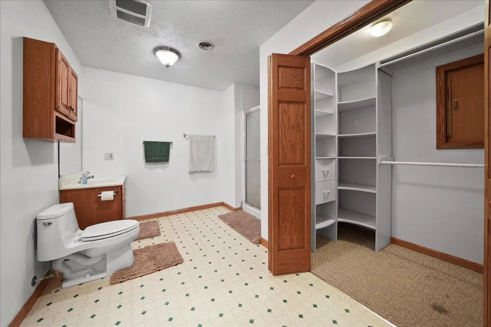 11349 Oak Court Wheatfield, IN 46392