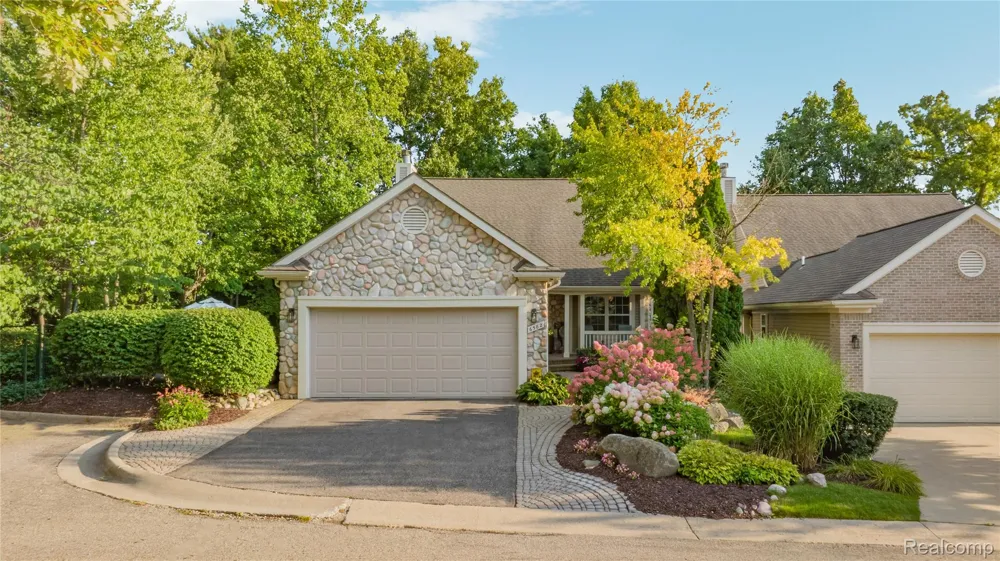 6582 Forest Ridge Court Independence Charter Township, MI 48346