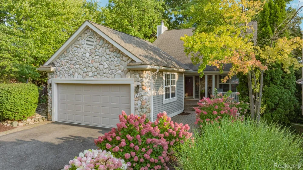 6582 Forest Ridge Court Independence Charter Township, MI 48346