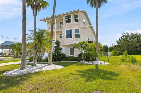 3342 TURKS CAP DRIVE