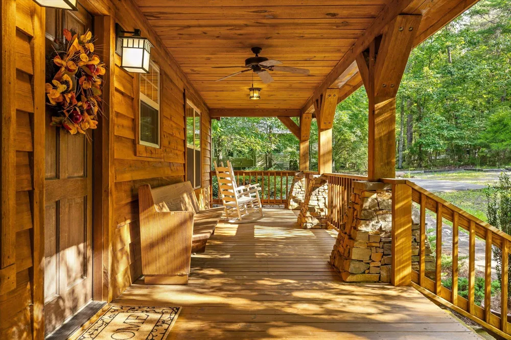 6115 Cove Road Mentone, AL 35984