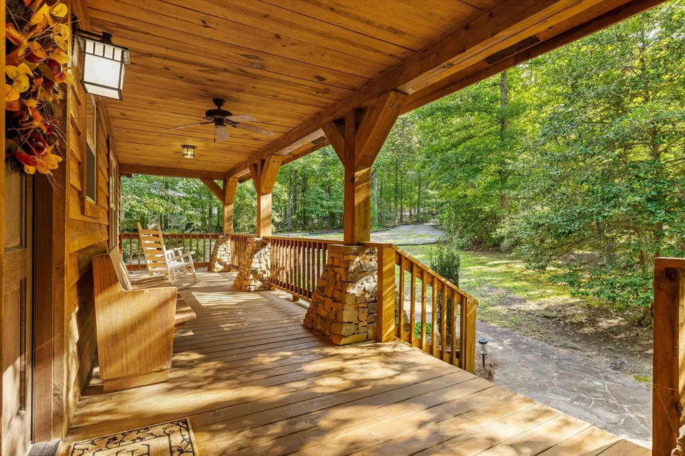 6115 Cove Road Mentone, AL 35984