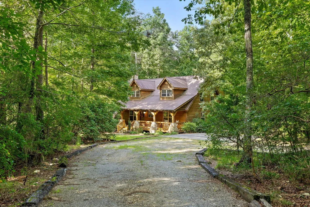 6115 Cove Road Mentone, AL 35984