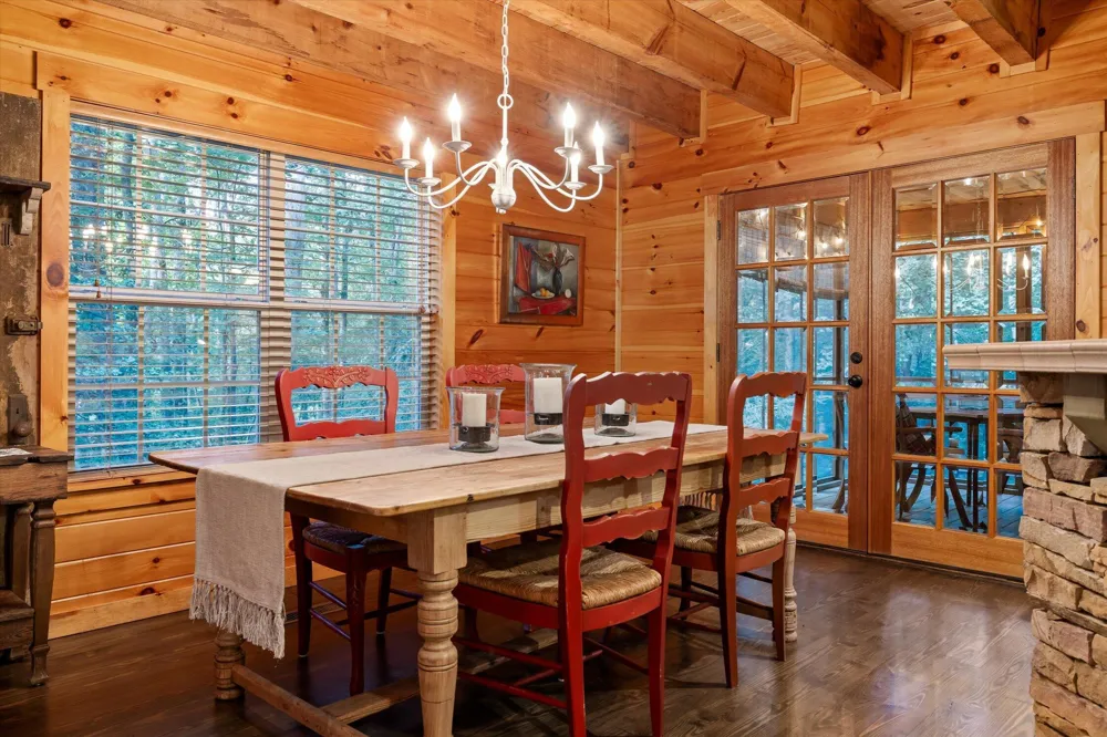 6115 Cove Road Mentone, AL 35984