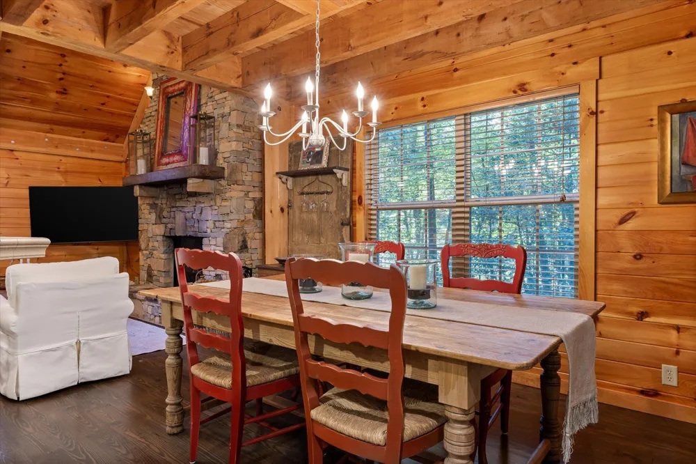 6115 Cove Road Mentone, AL 35984