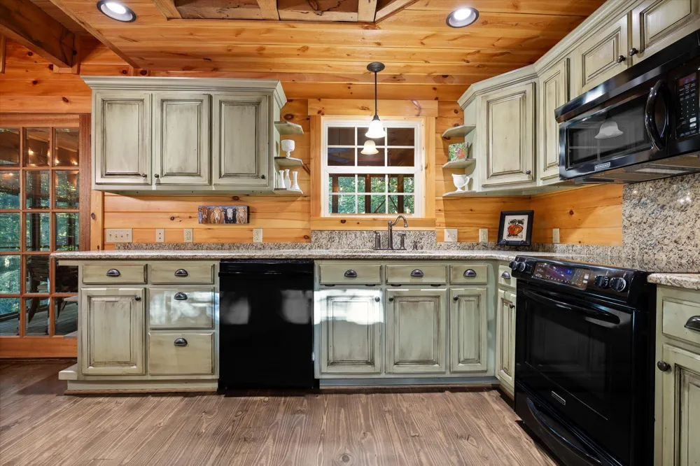 6115 Cove Road Mentone, AL 35984