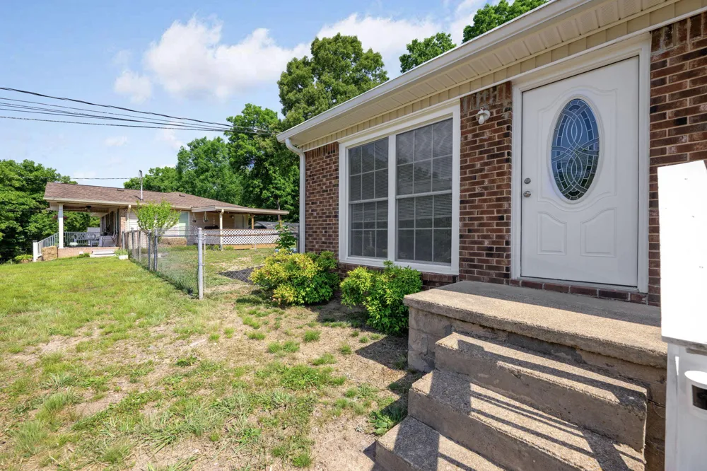2385 Glengerrie Drive Soddy Daisy, TN 37379