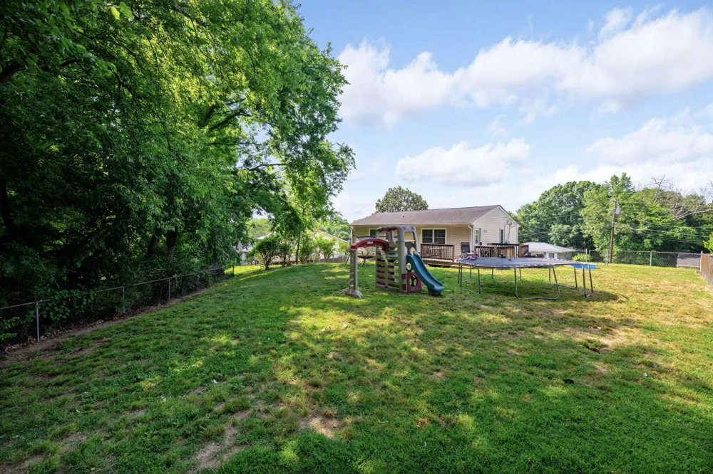 2385 Glengerrie Drive Soddy Daisy, TN 37379