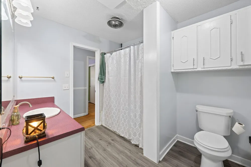 2385 Glengerrie Drive Soddy Daisy, TN 37379