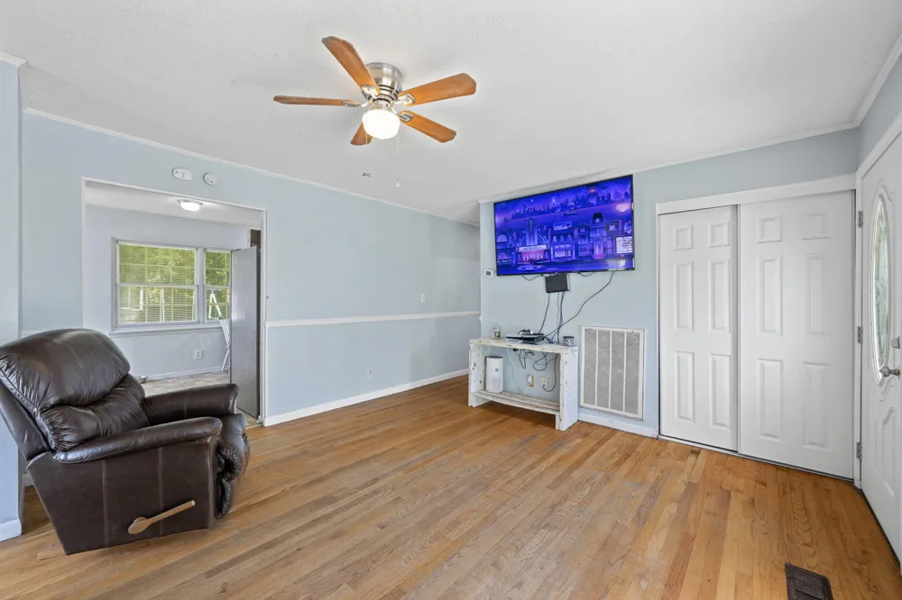 2385 Glengerrie Drive Soddy Daisy, TN 37379