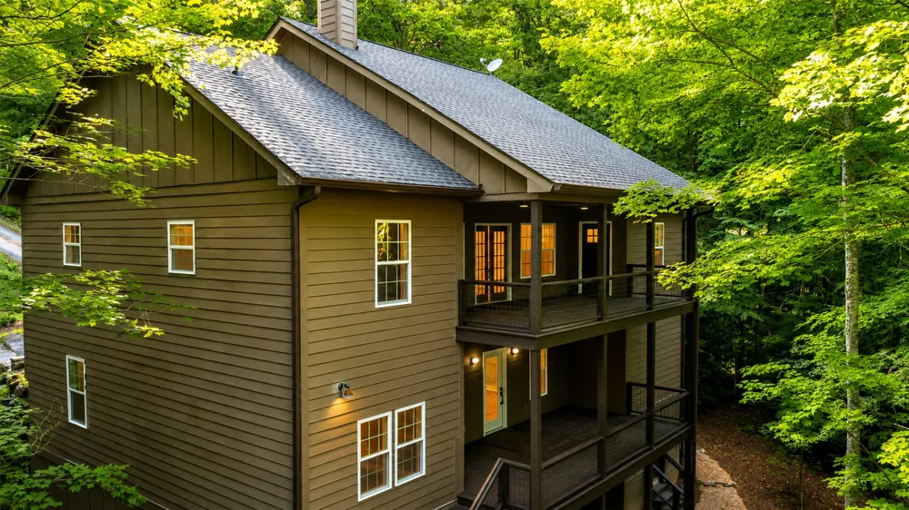 110 Toxaway Lane Sapphire, NC 28774
