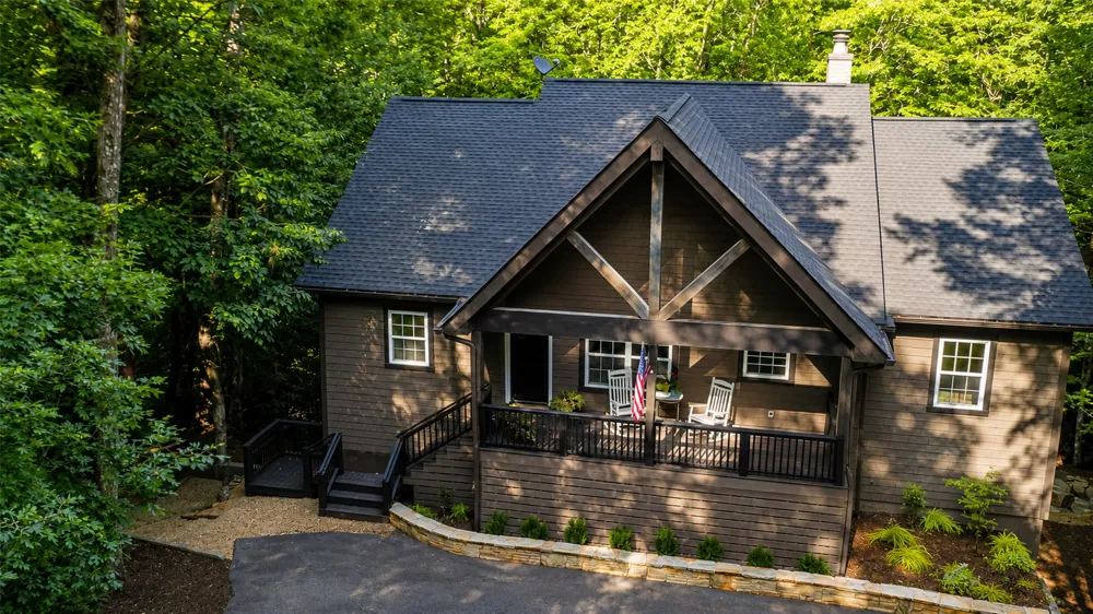 110 Toxaway Lane Sapphire, NC 28774