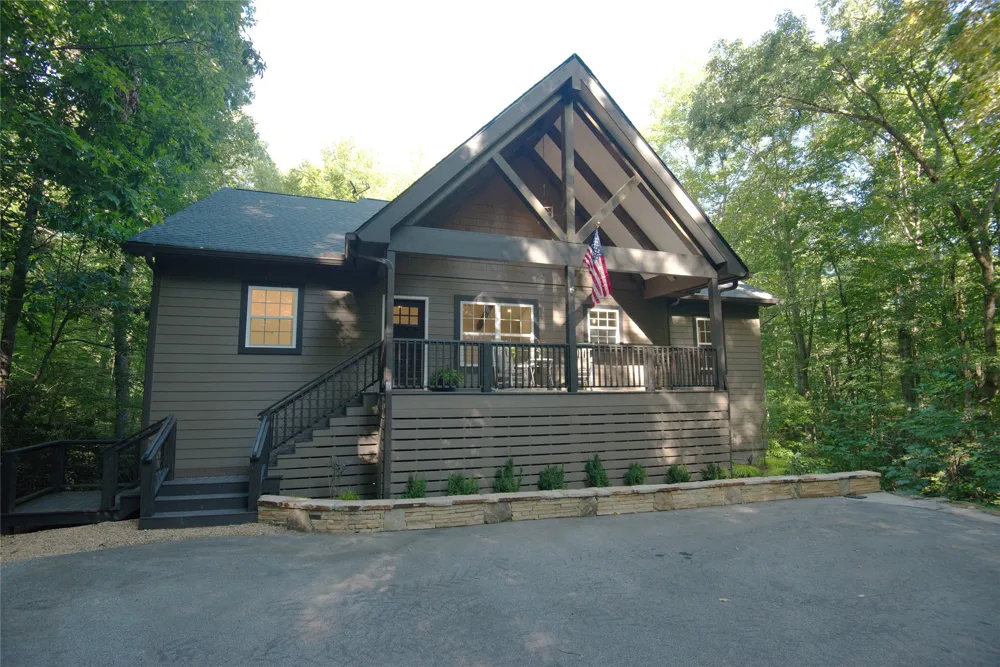 110 Toxaway Lane Sapphire, NC 28774