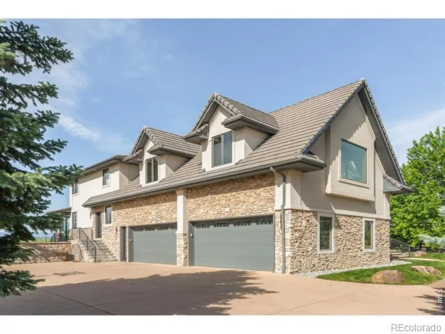 8906 Little Raven Trail Niwot, CO 80503
