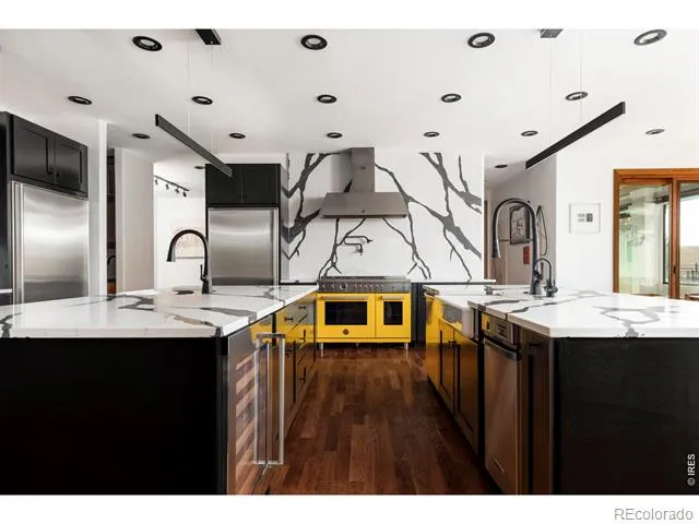 8906 Little Raven Trail Niwot, CO 80503