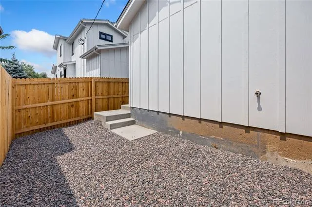 360 W Stanford Avenue Englewood, CO 80110