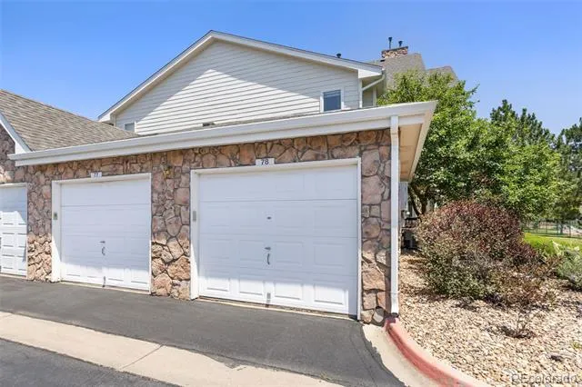 18930 E Warren Circle #D205 Aurora, CO 80013