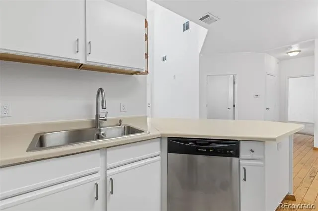 18930 E Warren Circle #D205 Aurora, CO 80013