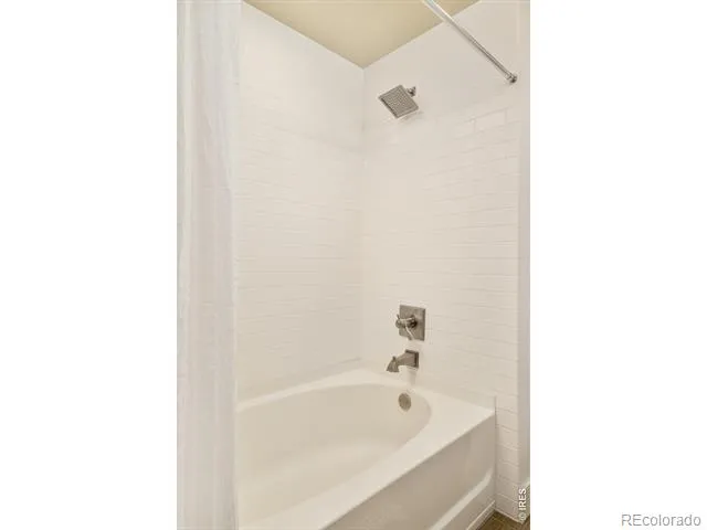 3301 Arapahoe Avenue #222 Boulder, CO 80303