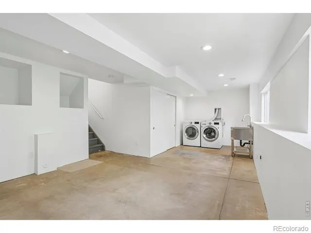 1818 Clover Creek Drive Longmont, CO 80503