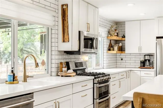 11740 W 72nd Place Arvada, CO 80005