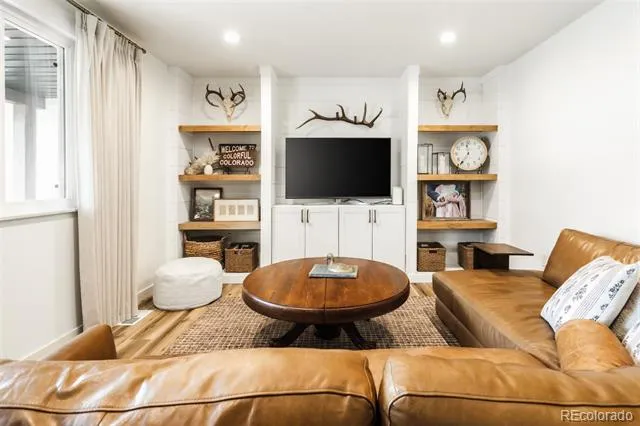 11740 W 72nd Place Arvada, CO 80005