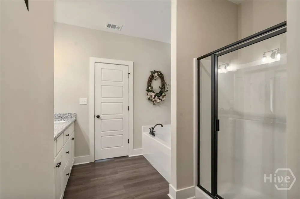 212 Live Oak Ln Comer, GA 30629