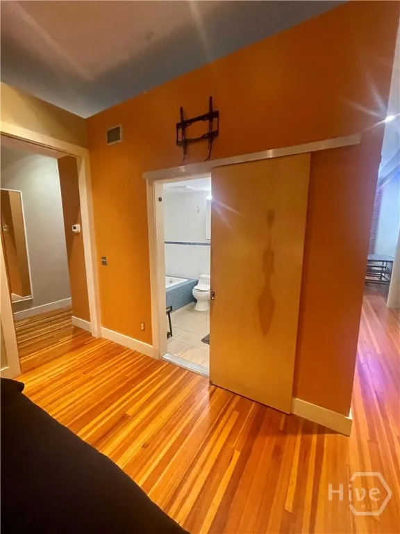 122 W Broughton Street #202 Savannah, GA 31401