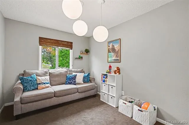 10299 Woodrose Lane Littleton, CO 80129