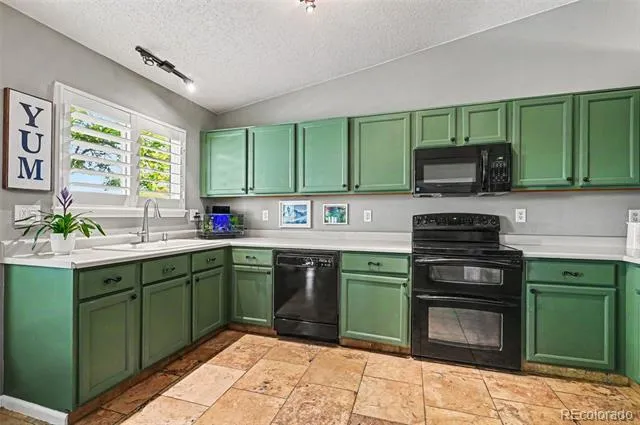 10299 Woodrose Lane Littleton, CO 80129
