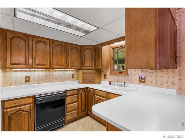 705 S Van Buren Avenue Loveland, CO 80537