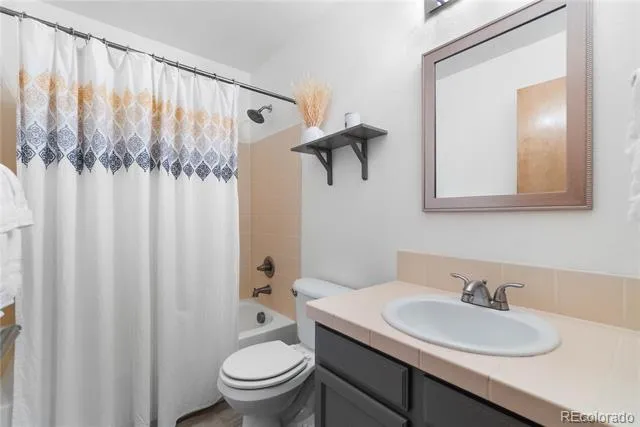 4820 S Kirk Way Aurora, CO 80015