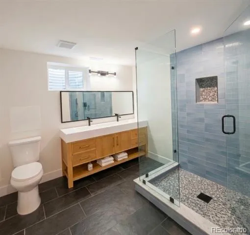 2024 S Moline Way Aurora, CO 80014