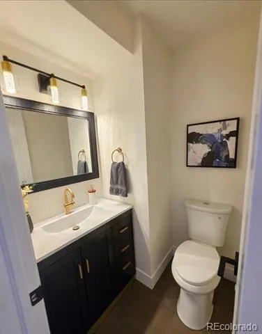 2024 S Moline Way Aurora, CO 80014